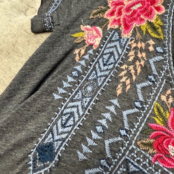 JOHNNY WAS Davis Drape Tunic Dress Gray Multicolor Floral Embroidery Bohemian XS - Picture 9 of 11
